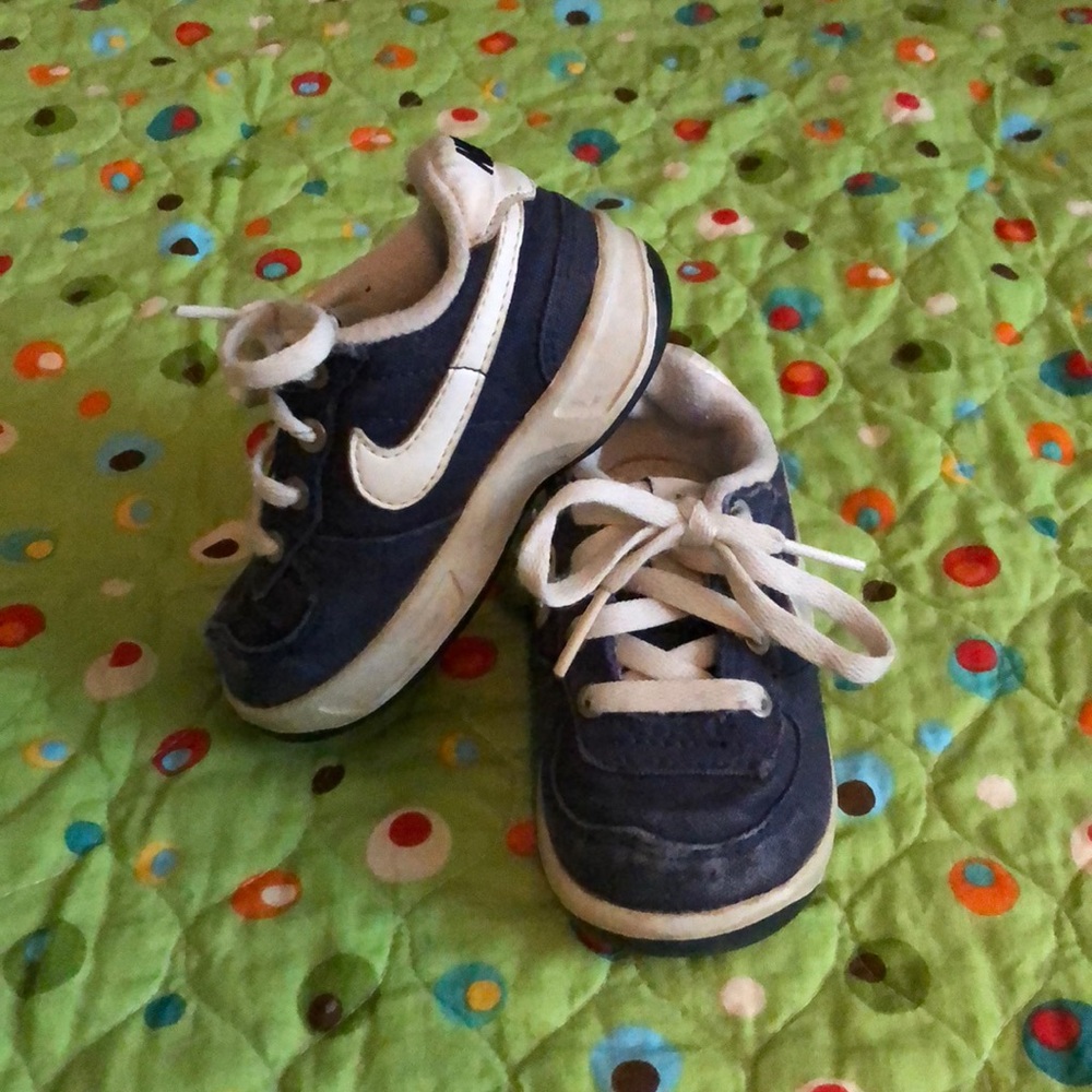 Retro nikes